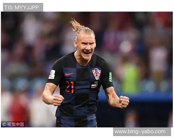 文班赛后与保罗亲密耳语击掌庆祝胜利瞬间引发热议 文班赛后与保罗亲密耳语击掌庆祝胜利瞬间引发热议