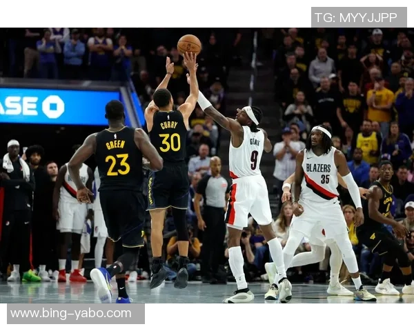 科尔确认库里追梦巴特勒霍福德将齐出战明日对阵开拓者的比赛 科尔确认库里追梦巴特勒霍福德将齐出战明日对阵开拓者的比赛