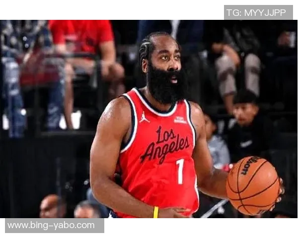 快船四连败期间哈登数据亮眼却命中率低迷引发关注